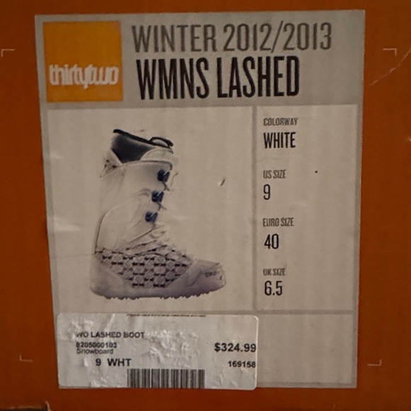 White and Blue thirtytwo Snowboard Boots Size 9❤️ - Picture 2 of 3